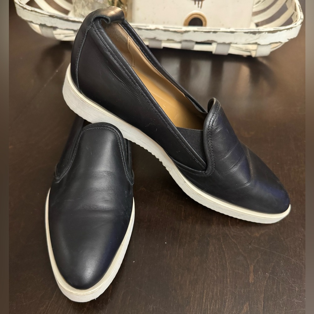 Everlane Black Leather Loafers